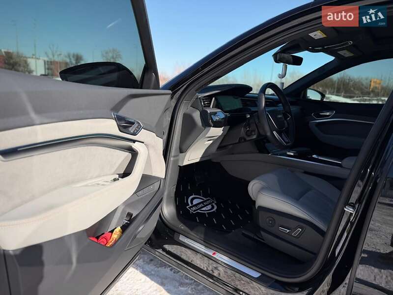 Внедорожник / Кроссовер Audi e-tron 2023 в Киеве фото 57 Внедорожник / Кроссовер Audi e-tron 2023 в Киеве