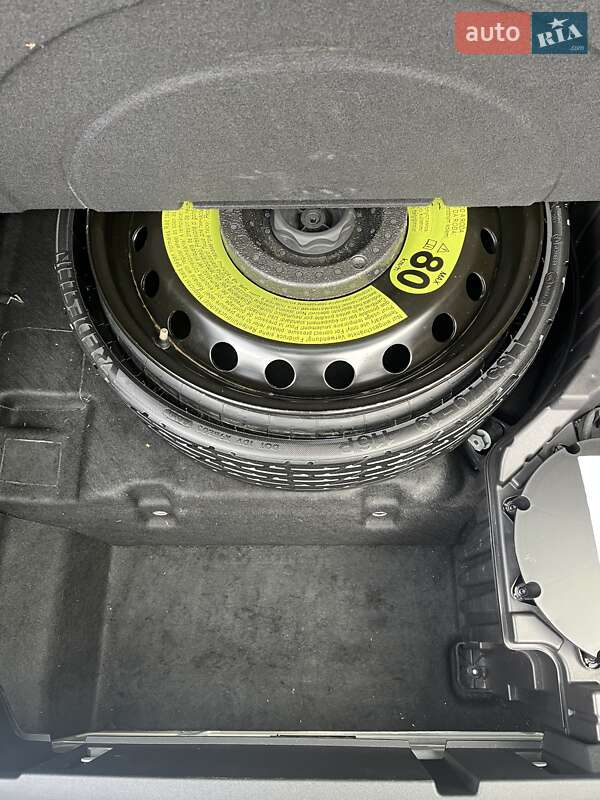 Позашляховик / Кросовер Audi e-tron 2020 в Києві фото 13 Позашляховик / Кросовер Audi e-tron 2020 в Києві