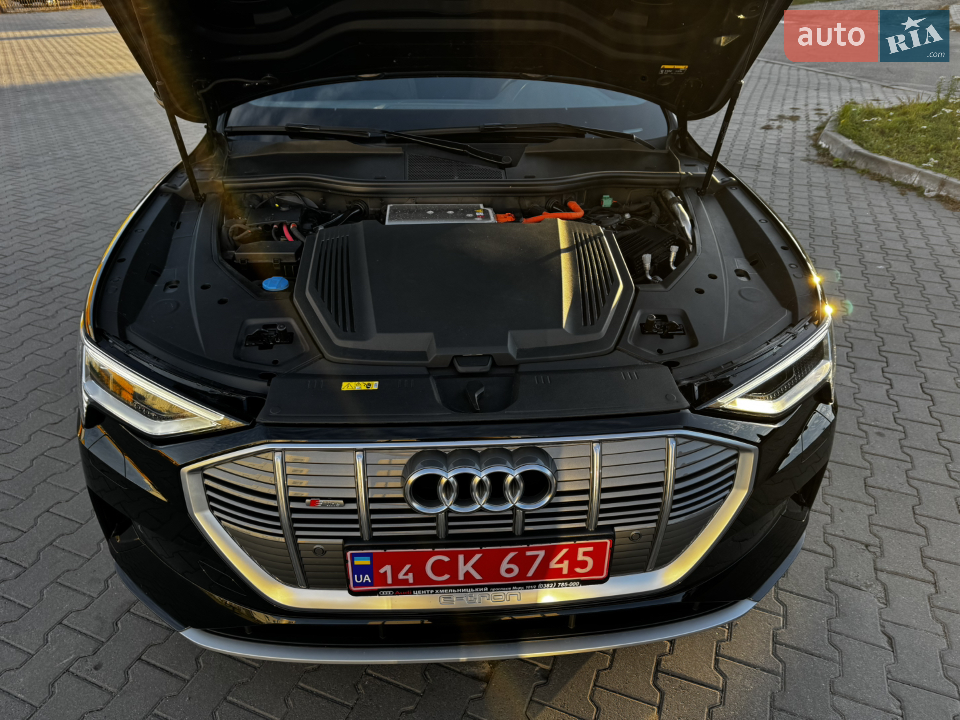 2022 Audi e-tron - мініатюра 25