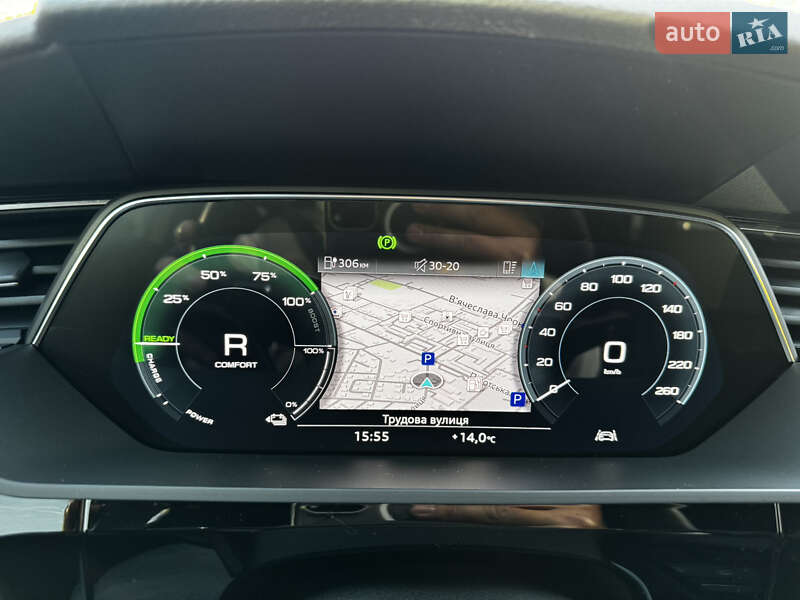 Позашляховик / Кросовер Audi e-tron 2022 в Хмельницькому