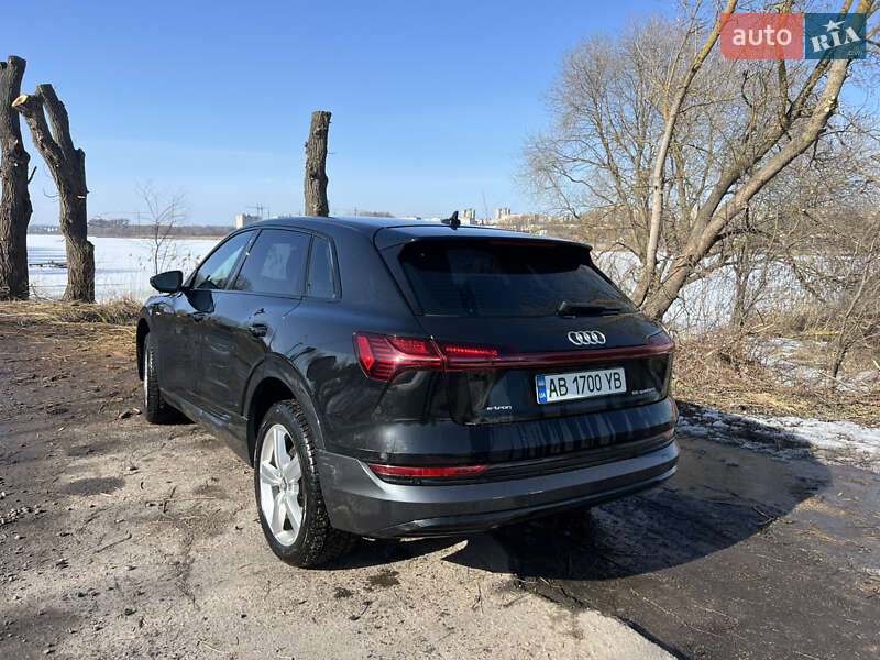 Позашляховик / Кросовер Audi e-tron 2019 в Вінниці фото 50 Позашляховик / Кросовер Audi e-tron 2019 в Вінниці