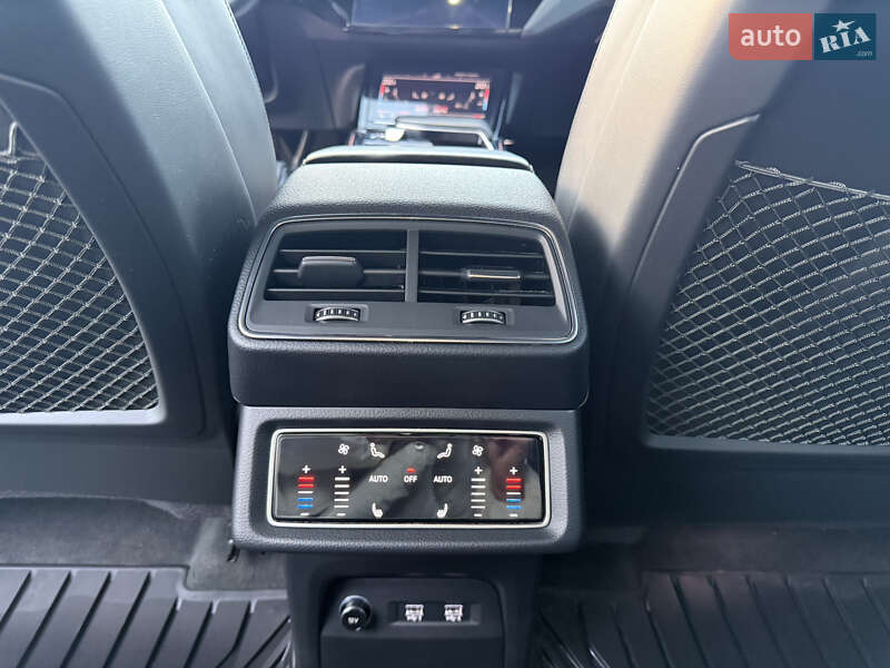 Позашляховик / Кросовер Audi e-tron 2019 в Вінниці фото 13 Позашляховик / Кросовер Audi e-tron 2019 в Вінниці