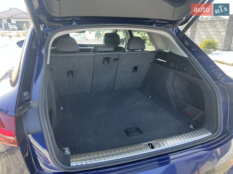 Позашляховик / Кросовер Audi e-tron 2021 в Рівному