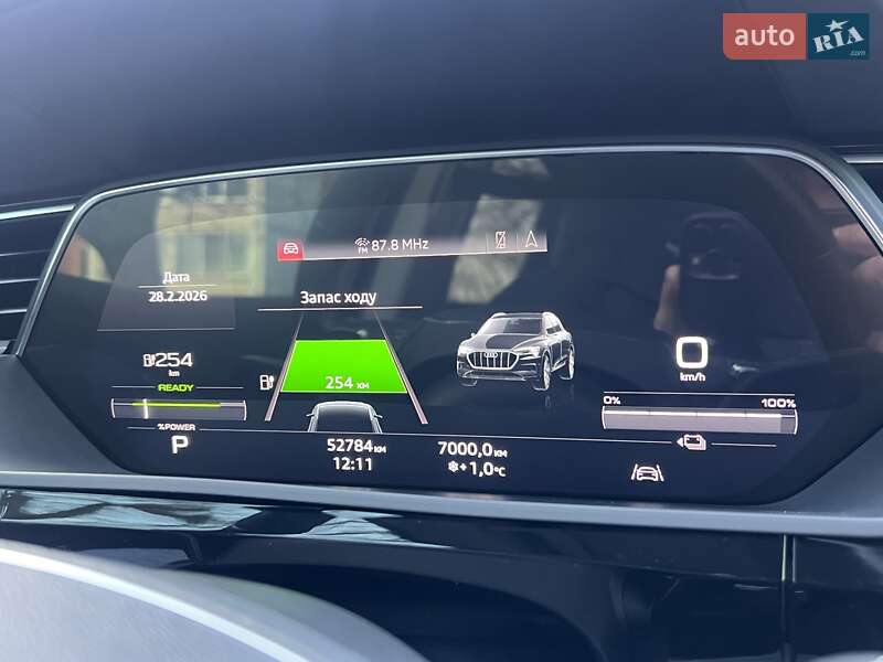 Позашляховик / Кросовер Audi e-tron 2021 в Рівному