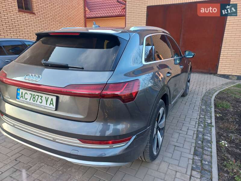 Позашляховик / Кросовер Audi e-tron 2019 в Луцьку