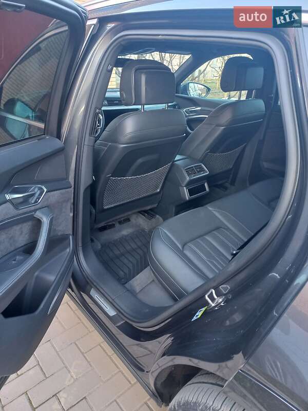 Позашляховик / Кросовер Audi e-tron 2019 в Луцьку