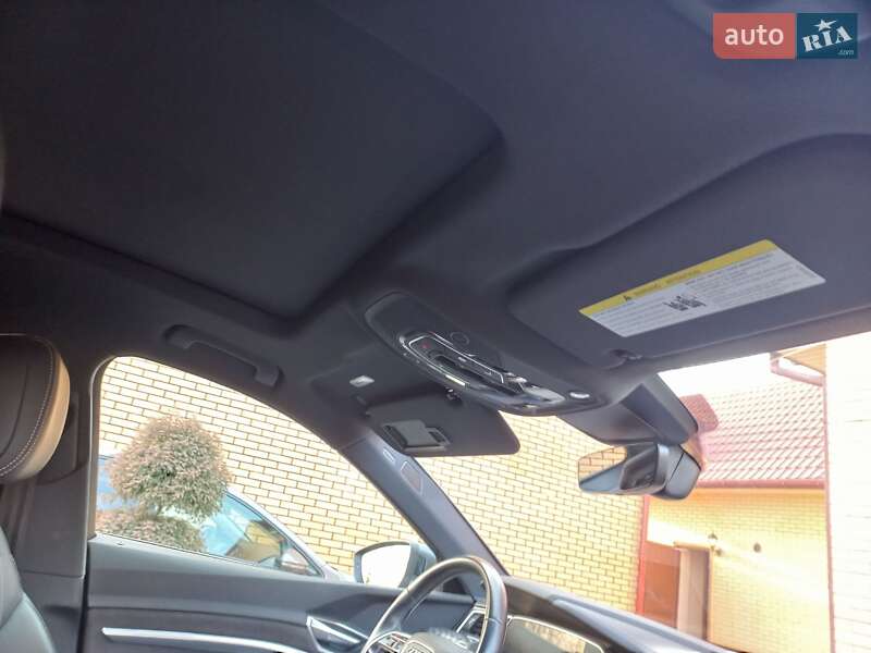 Позашляховик / Кросовер Audi e-tron 2019 в Луцьку