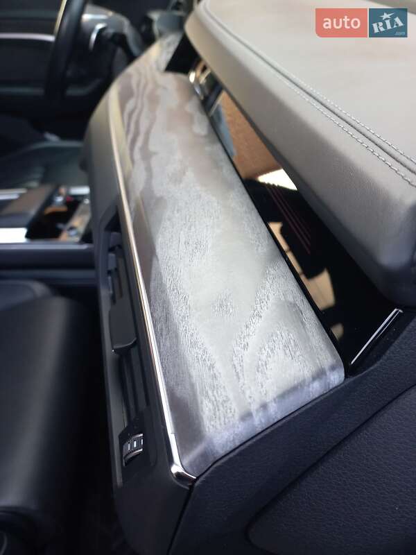 Позашляховик / Кросовер Audi e-tron 2019 в Луцьку