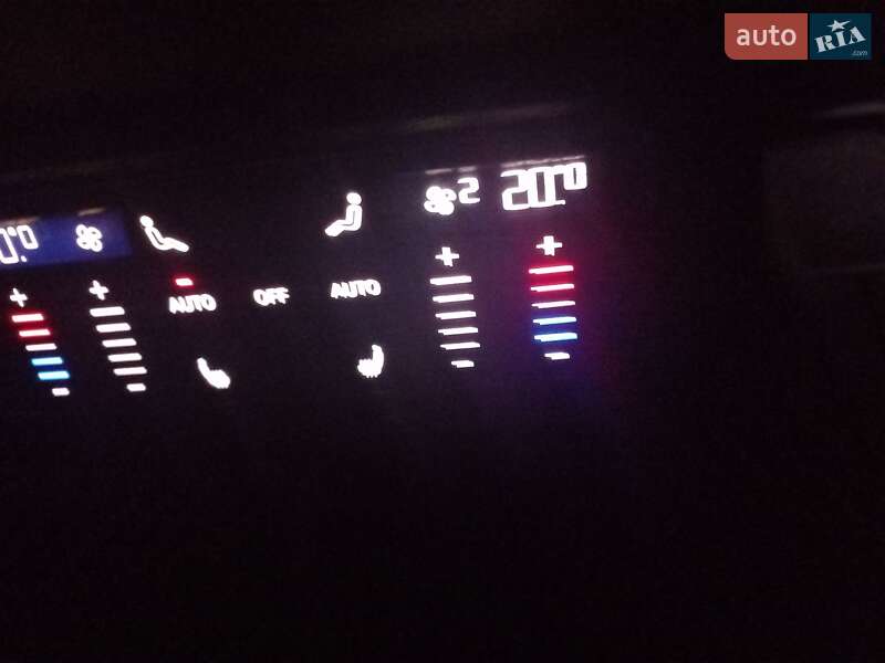 Позашляховик / Кросовер Audi e-tron 2019 в Луцьку