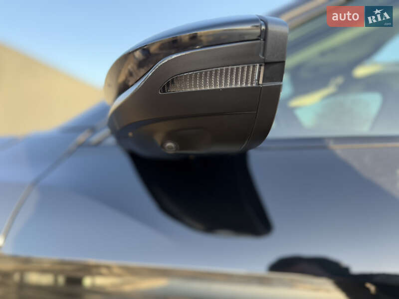 Позашляховик / Кросовер Audi e-tron 2021 в Києві фото 11 Позашляховик / Кросовер Audi e-tron 2021 в Києві