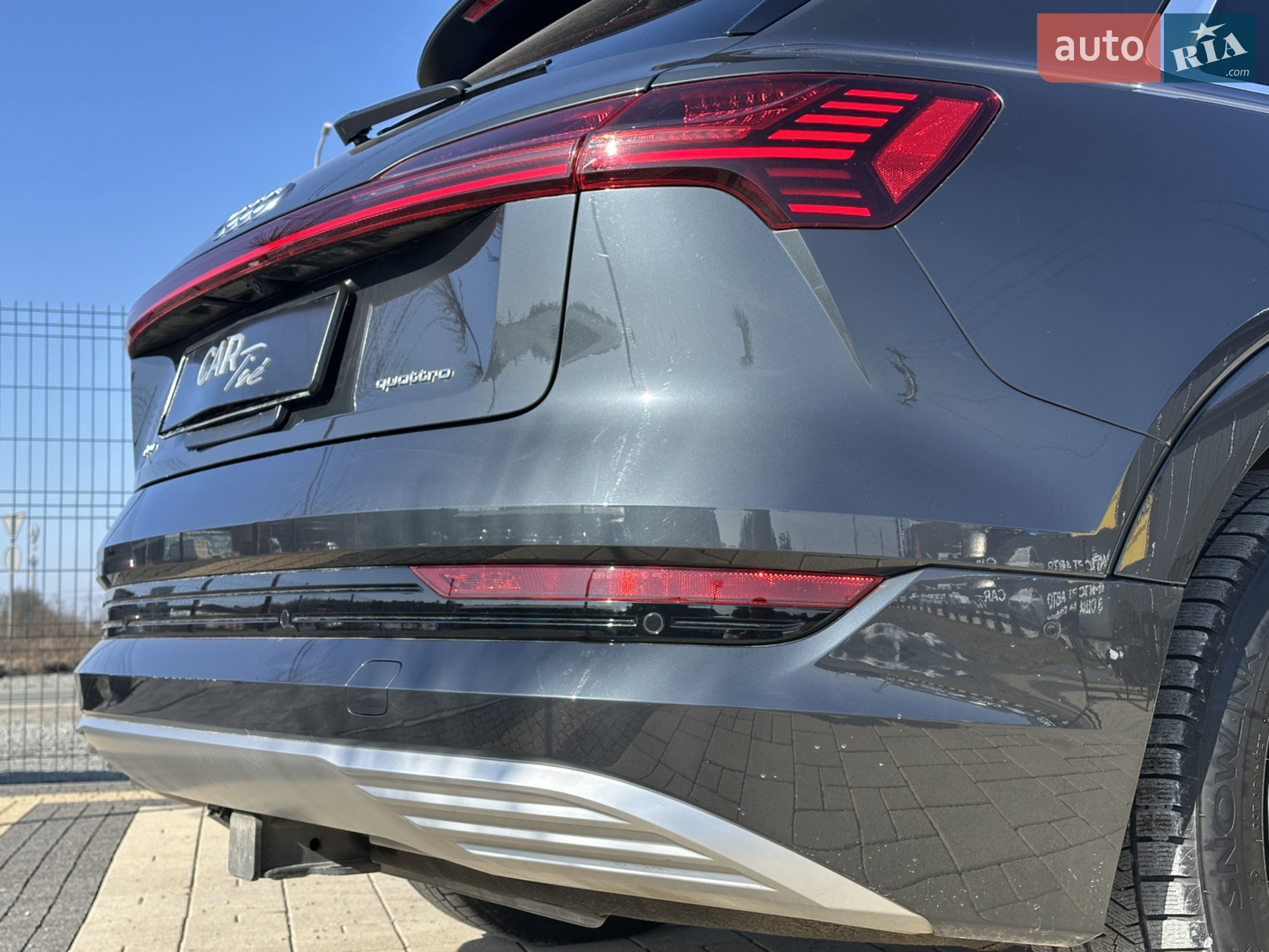 2020 Audi e-tron - мініатюра 15