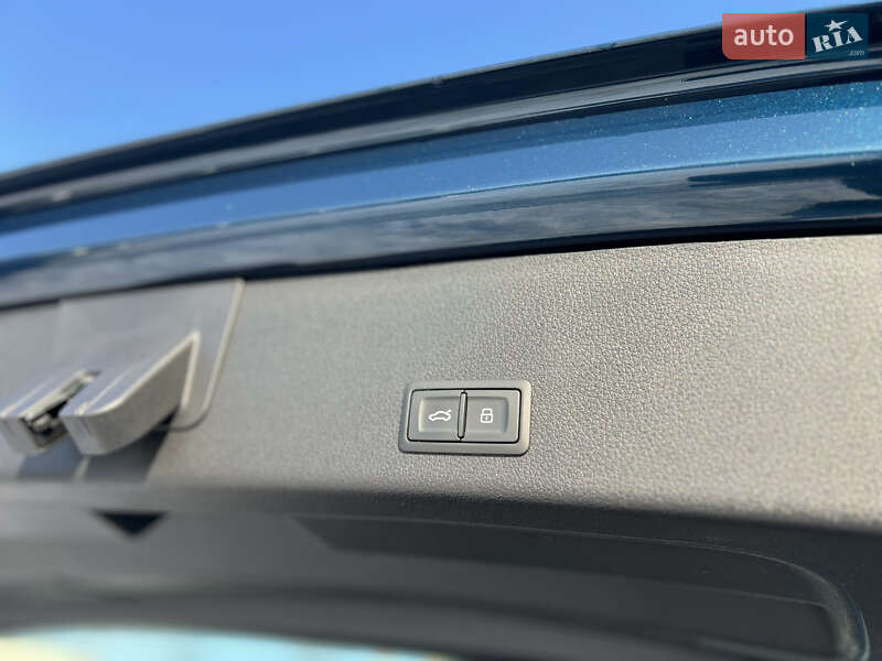 Позашляховик / Кросовер Audi e-tron 2020 в Києві