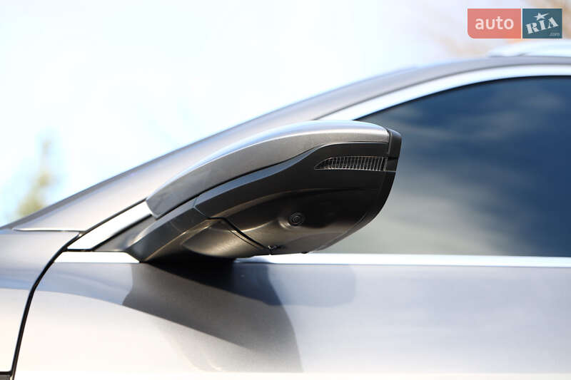 Позашляховик / Кросовер Audi e-tron 2020 в Ужгороді