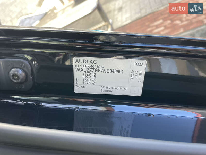 Позашляховик / Кросовер Audi e-tron 2022 в Рівному