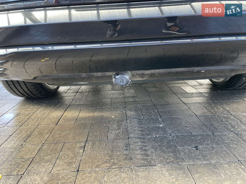 Позашляховик / Кросовер Audi e-tron 2022 в Рівному