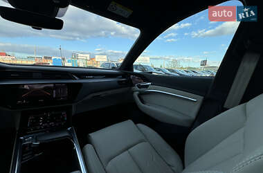 Внедорожник / Кроссовер Audi e-tron 2019 в Киеве