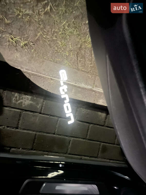 Внедорожник / Кроссовер Audi e-tron 2021 в Ровно