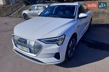 Внедорожник / Кроссовер Audi e-tron 2022 в Ивано-Франковске