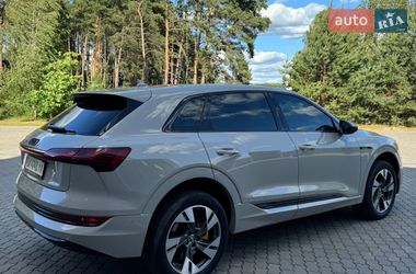 Внедорожник / Кроссовер Audi e-tron 2020 в Костополе фото 12 Внедорожник / Кроссовер Audi e-tron 2020 в Костополе