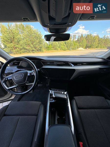 Внедорожник / Кроссовер Audi e-tron 2020 в Костополе фото 32 Внедорожник / Кроссовер Audi e-tron 2020 в Костополе