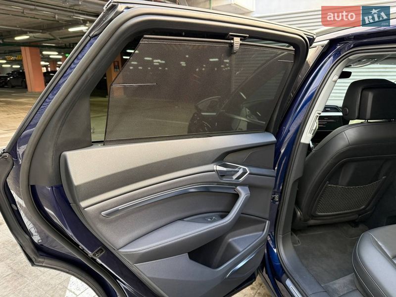 Внедорожник / Кроссовер Audi e-tron 2021 в Киеве