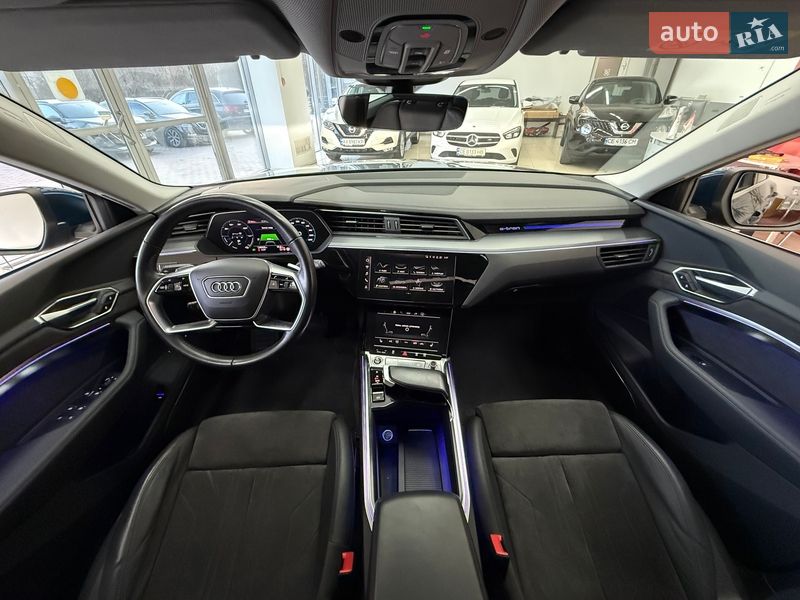 Внедорожник / Кроссовер Audi e-tron 2020 в Черновцах