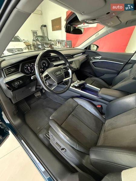 Внедорожник / Кроссовер Audi e-tron 2020 в Черновцах