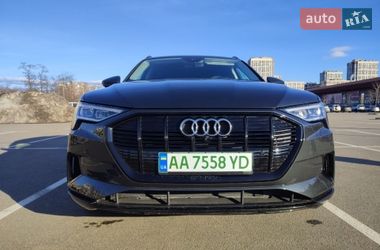 Внедорожник / Кроссовер Audi e-tron 2020 в Киеве