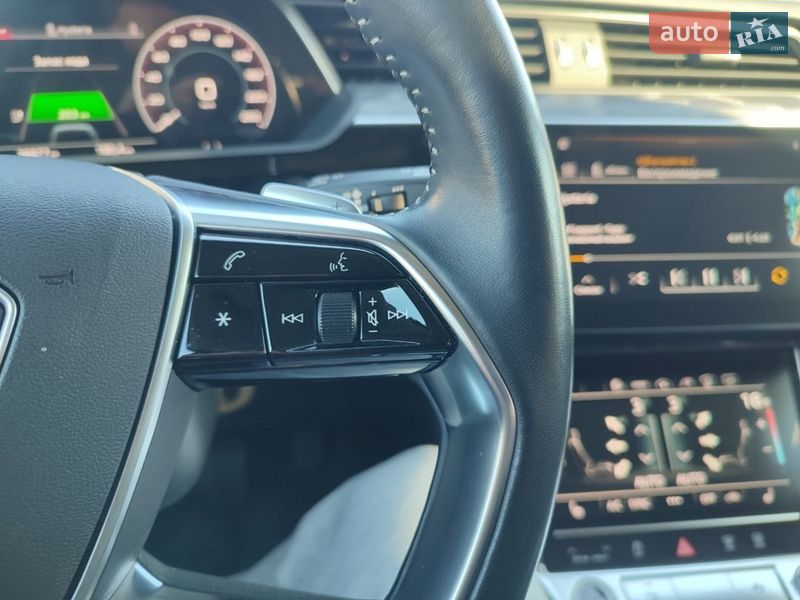 Внедорожник / Кроссовер Audi e-tron 2020 в Киеве