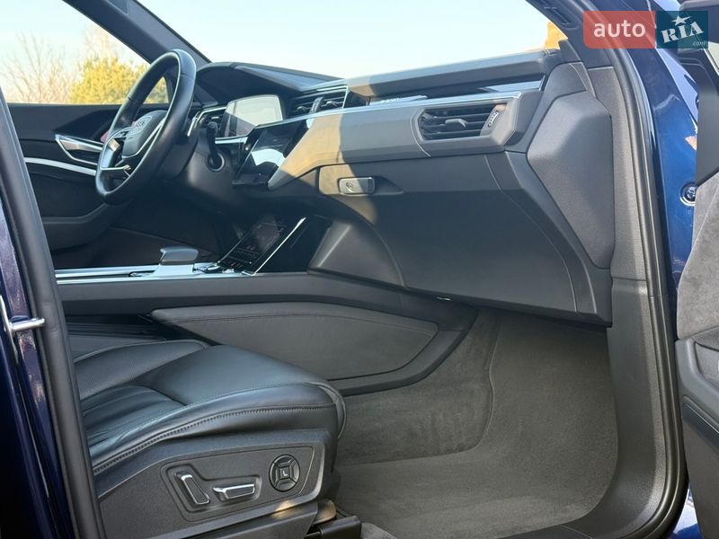 Позашляховик / Кросовер Audi e-tron 2020 в Луцьку