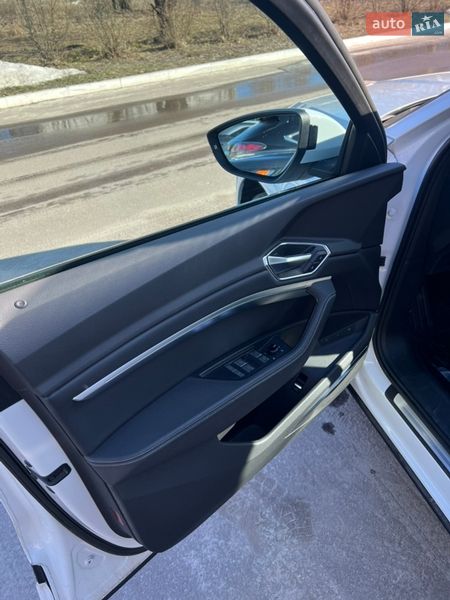 Внедорожник / Кроссовер Audi e-tron 2020 в Харькове