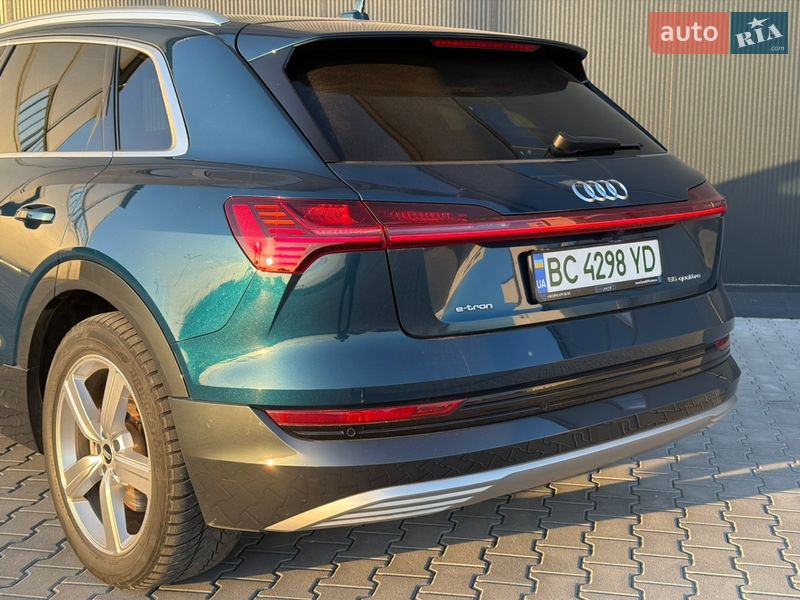 Позашляховик / Кросовер Audi e-tron 2021 в Львові