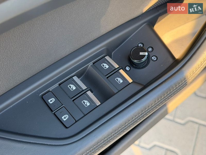 Позашляховик / Кросовер Audi e-tron 2021 в Львові