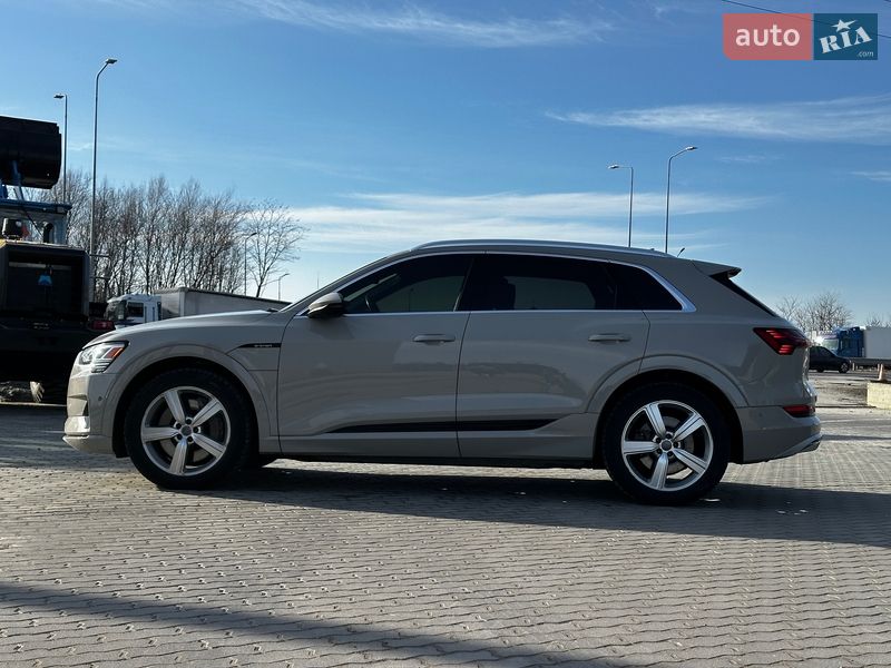 Внедорожник / Кроссовер Audi e-tron 2019 в Львове