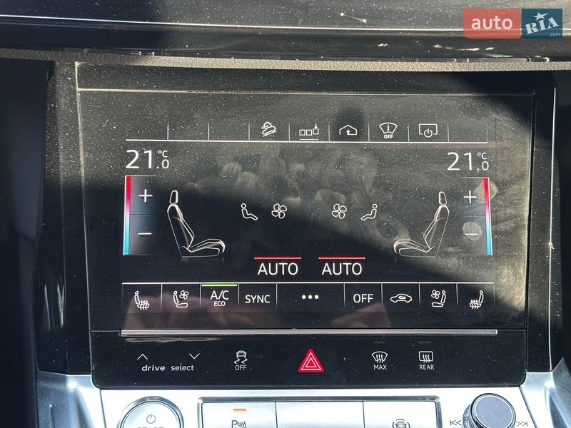 Внедорожник / Кроссовер Audi e-tron 2019 в Львове