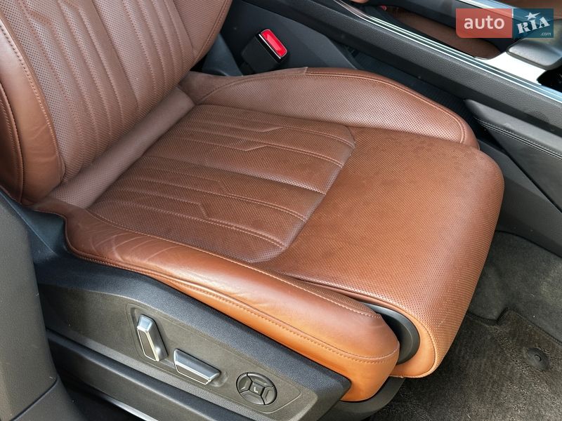 Внедорожник / Кроссовер Audi e-tron 2019 в Львове