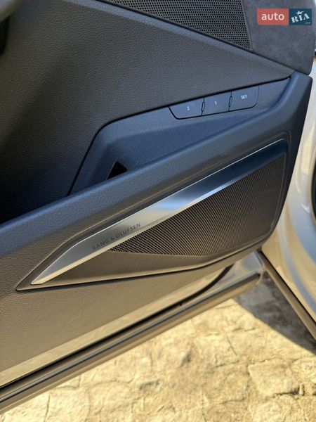 Позашляховик / Кросовер Audi e-tron 2021 в Києві