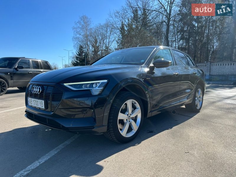 Позашляховик / Кросовер Audi e-tron 2019 в Вінниці