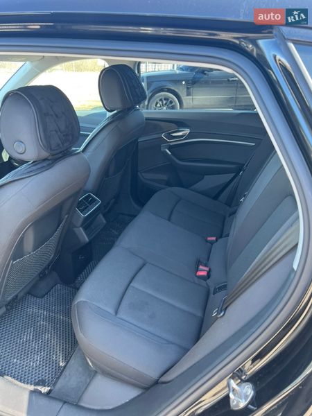 Позашляховик / Кросовер Audi e-tron 2019 в Вінниці