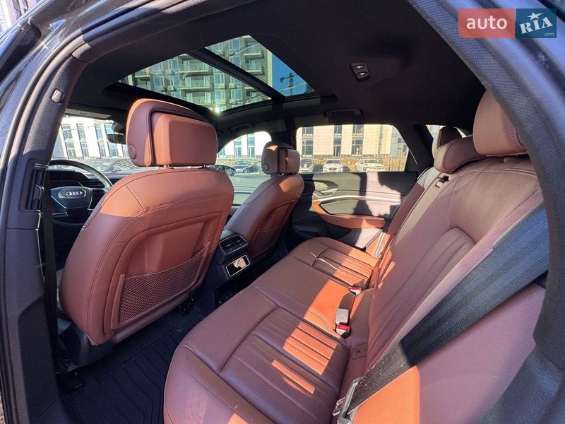 Внедорожник / Кроссовер Audi e-tron 2022 в Киеве
