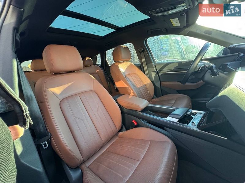Внедорожник / Кроссовер Audi e-tron 2022 в Киеве
