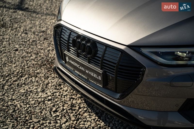 Внедорожник / Кроссовер Audi e-tron 2020 в Черновцах