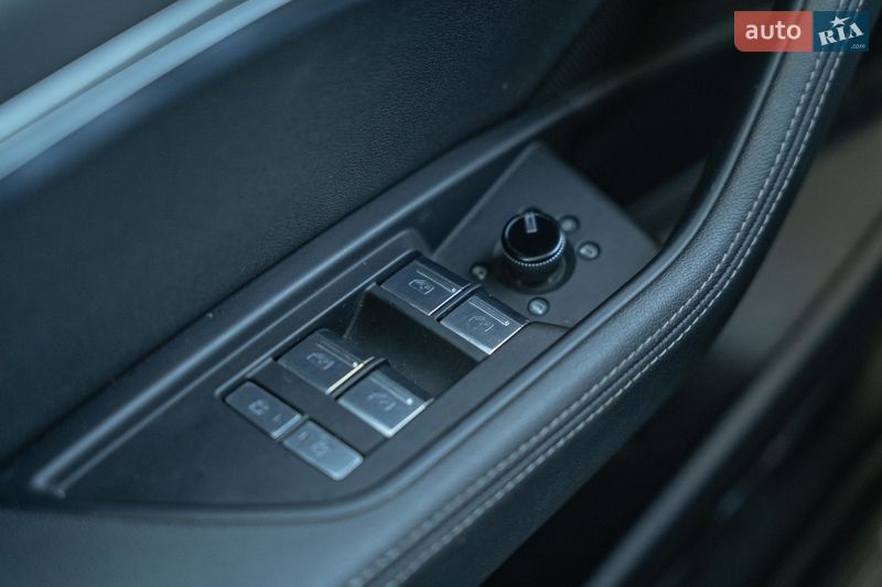 Внедорожник / Кроссовер Audi e-tron 2020 в Черновцах