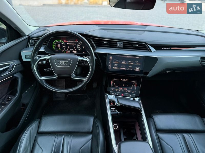 Внедорожник / Кроссовер Audi e-tron 2019 в Львове