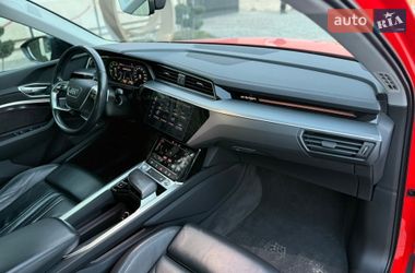 Позашляховик / Кросовер Audi e-tron 2019 в Львові