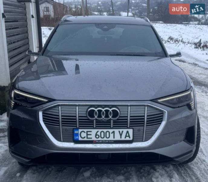 Позашляховик / Кросовер Audi e-tron 2019 в Чернівцях