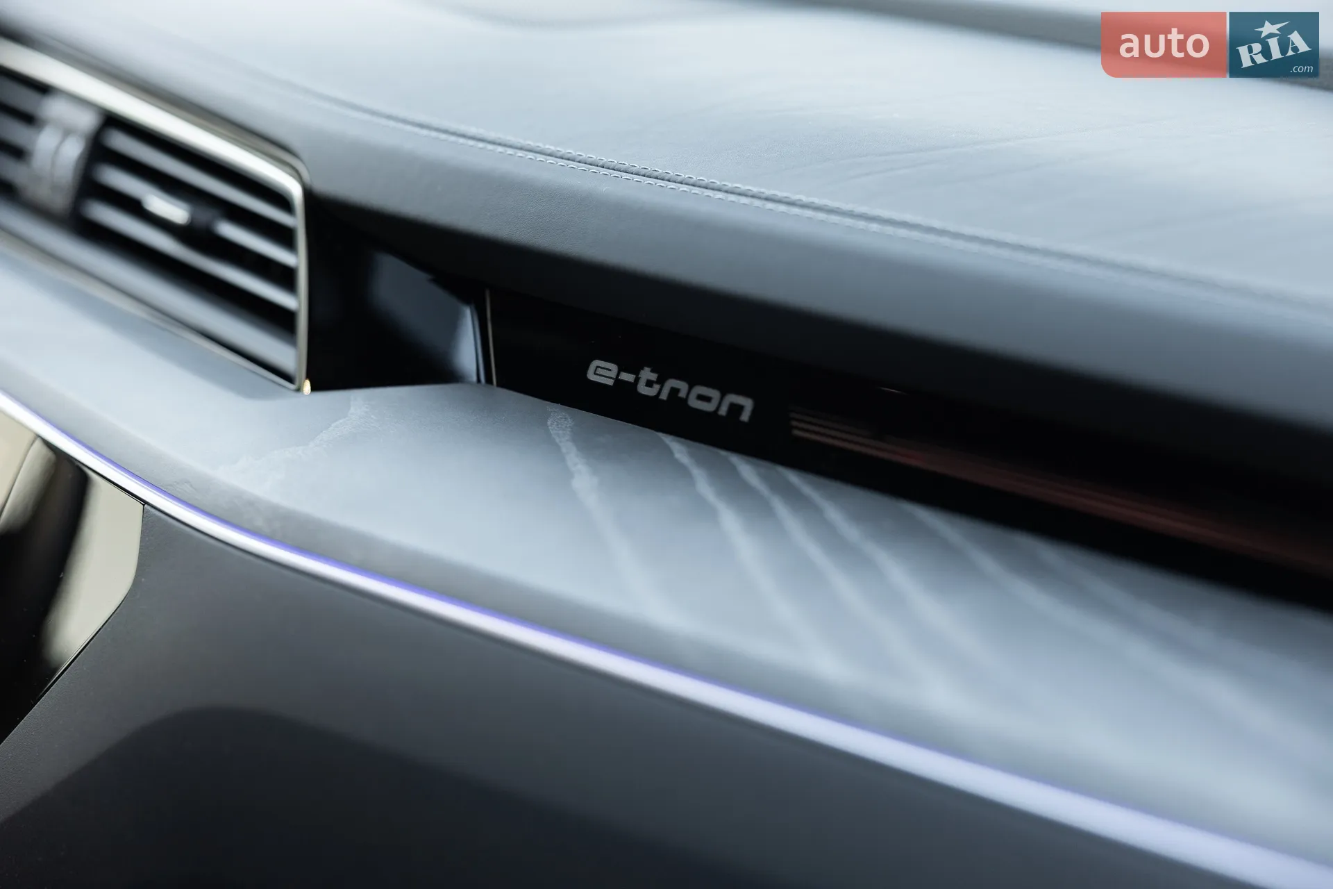 2022 Audi e-tron - мініатюра 33