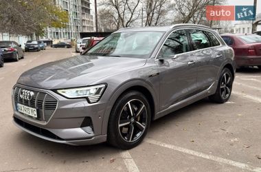 Внедорожник / Кроссовер Audi e-tron 2019 в Киеве