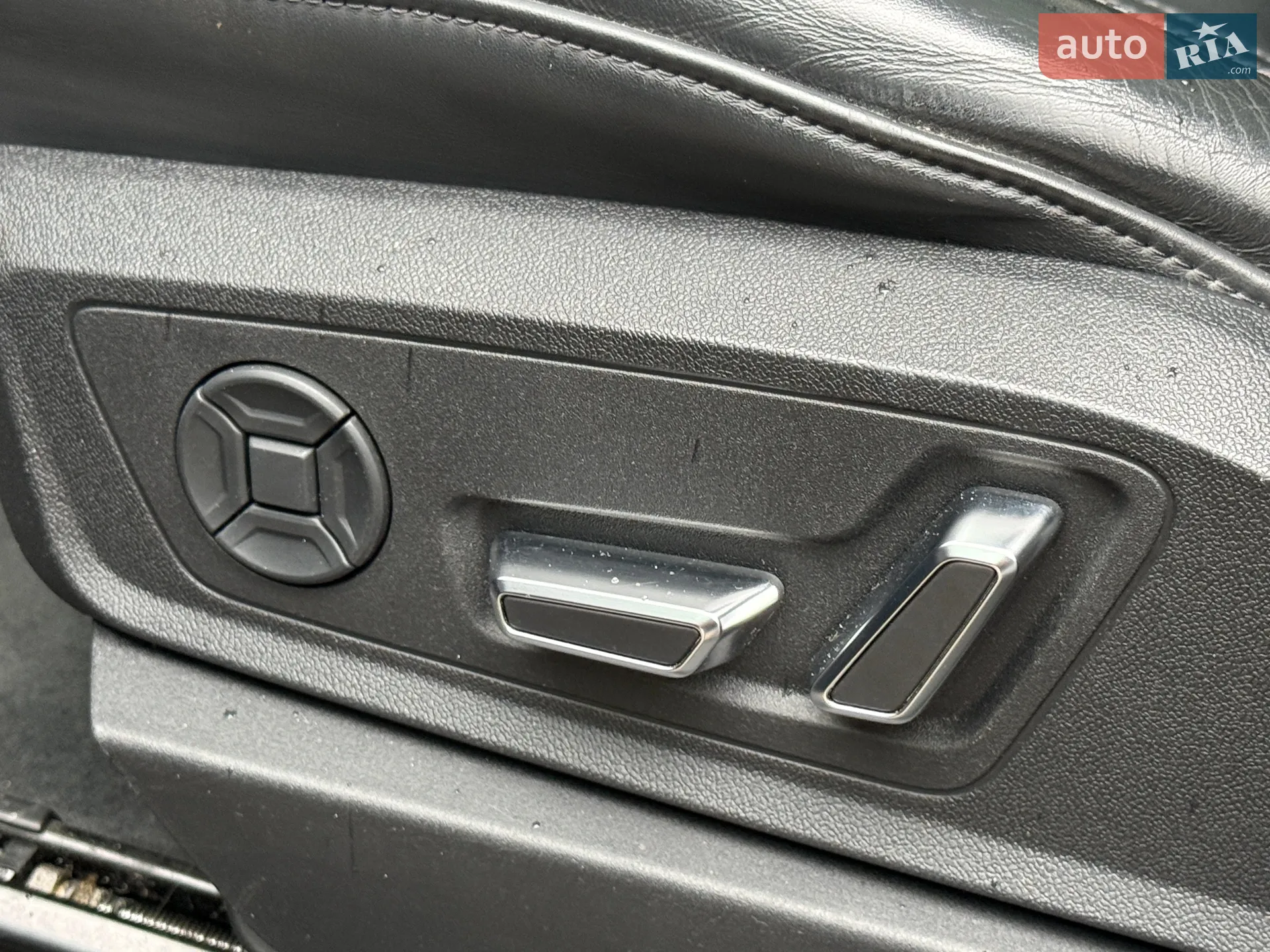 2019 Audi e-tron - мініатюра 39