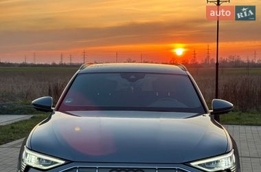 Позашляховик / Кросовер Audi e-tron 2019 в Мукачевому